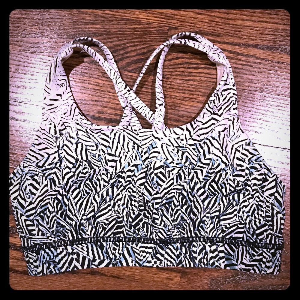 Women’s Lululemon Free to Be Sports Bra